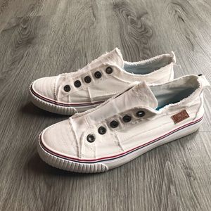 White Blowfish sneakers, Women’s size 8.5